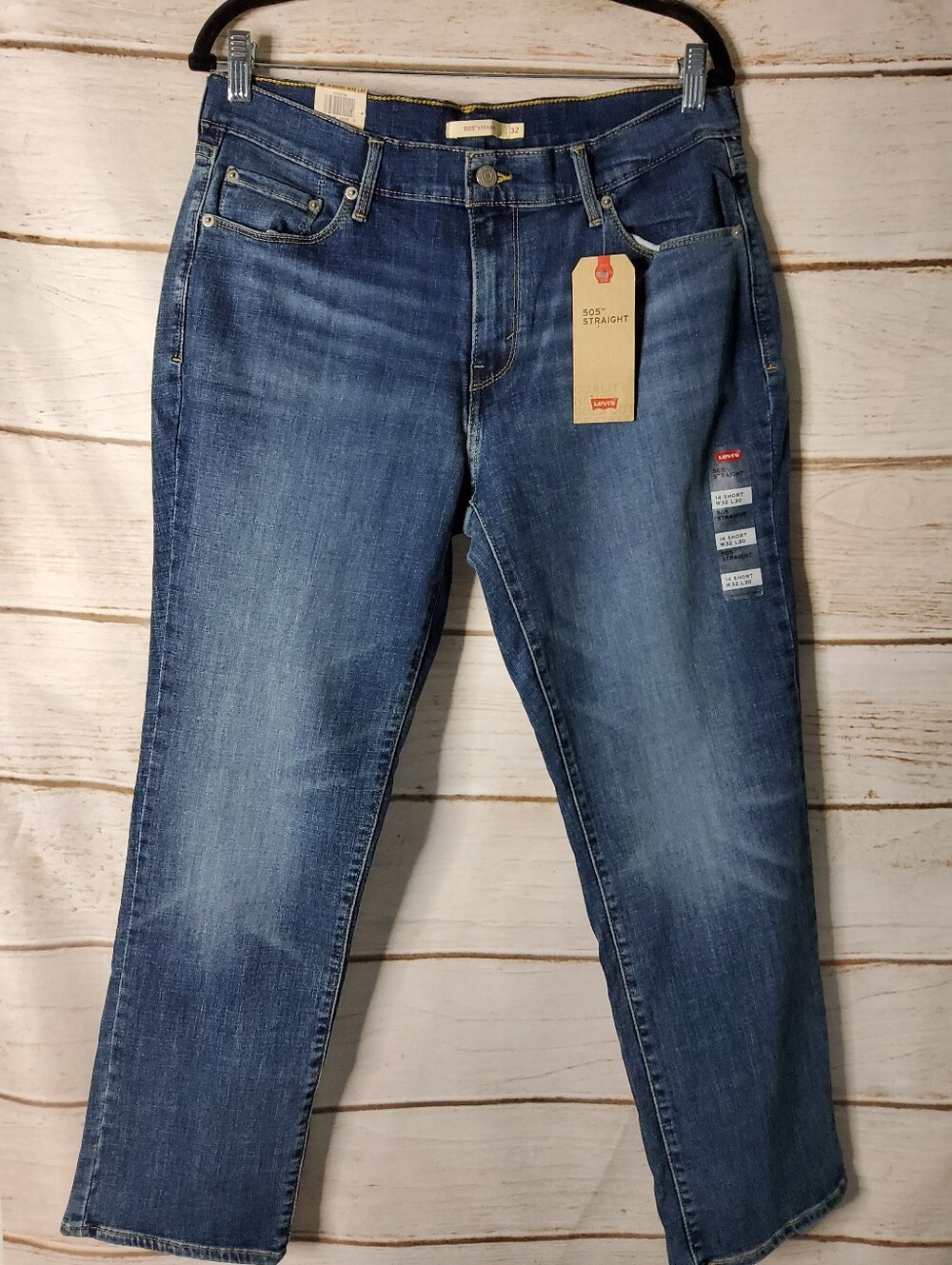 Levi's Vintage Women's Straight Leg Mid Rise Jeans in Medium Blue